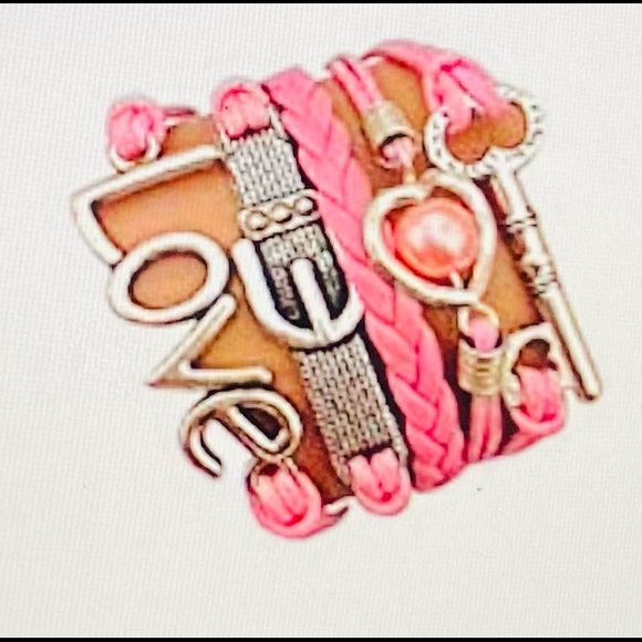 Fashion Statement Bracelets - Picture 15 of 15